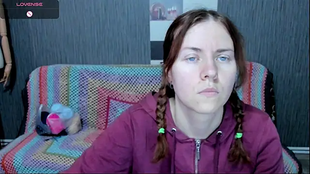 Snapshot of pa1e_pr1ncess chatting on September 18, 6:48 am pa1e pr1ncess online show from September 18, 6:48 am