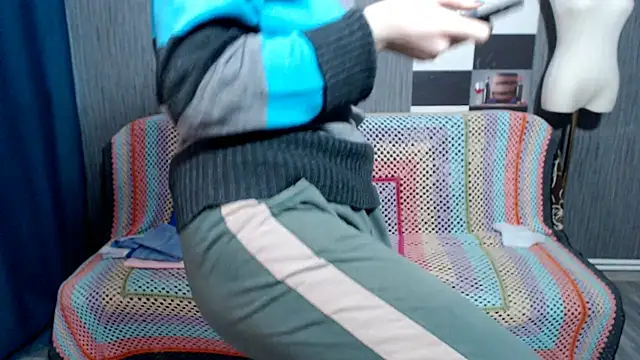 pa1e pr1ncess online show from March 31, 6:47 am