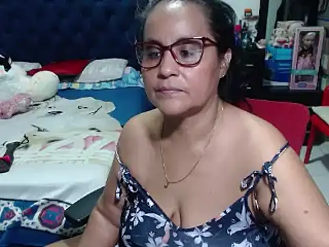 pervert mommy  online show from January 15, 1:20 pm