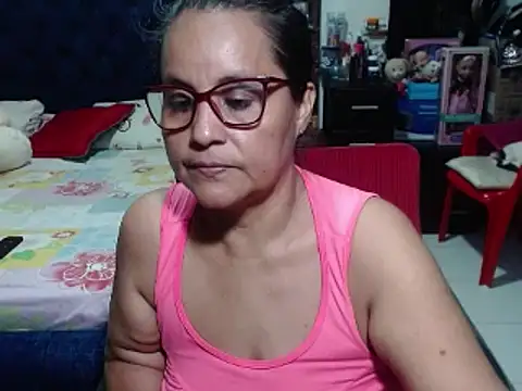 pervert mommy  online show from January 26, 3:14 pm