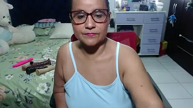 pervert mommy  online show from February 19, 11:17 am