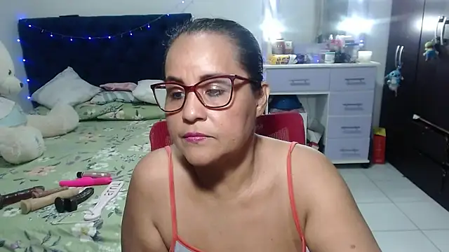 pervert mommy  online show from March 14, 11:26 am