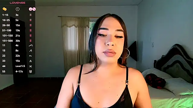 Snapshot of cristal_0381 chatting on October 10, 9:36 pm cristal 0381 online show from October 10, 9:36 pm