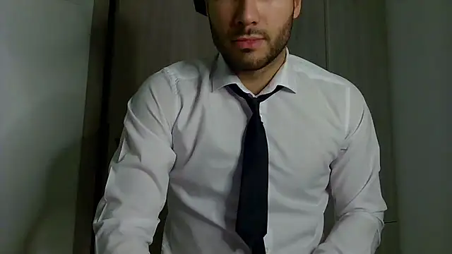 Justynn1 online show from January 12, 12:07 am