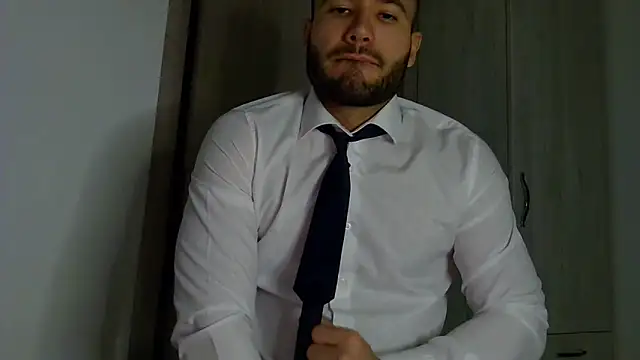 Justynn1 online show from October 9, 9:57 pm