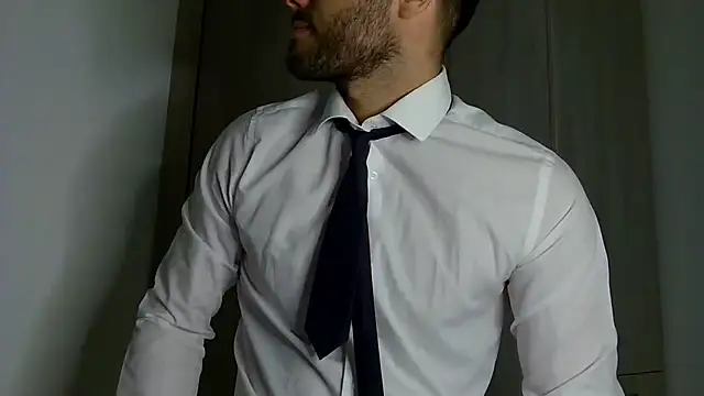 Justynn1 online show from February 20, 9:15 pm