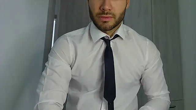 Justynn1 online show from May 26, 5:03 am