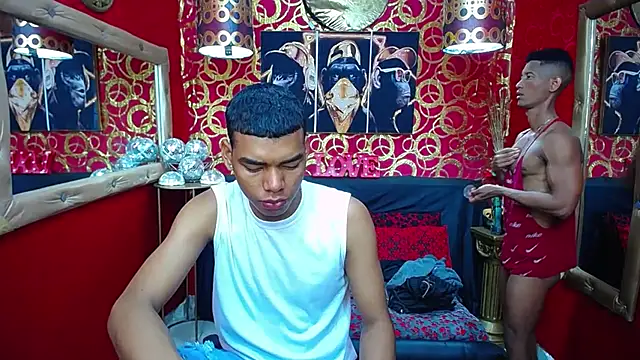 Snapshot of PEINBOYS chatting on February 24, 7:09 pm PEINBOYS online show from February 24, 7:09 pm