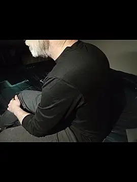 Snapshot of Kitrider chatting on March 27, 10:26 am Kitrider online show from March 27, 10:26 am