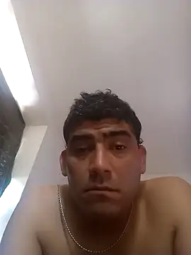 Snapshot of wa379 chatting on February 1, 9:57 pm wa379 online show from February 1, 9:57 pm