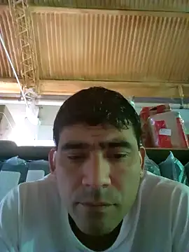 Snapshot of wa379 chatting on February 5, 1:27 pm wa379 online show from February 5, 1:27 pm