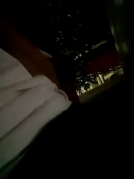 Snapshot of wa379 chatting on February 9, 3:32 am wa379 online show from February 9, 3:32 am