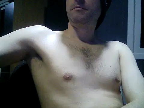 Snapshot of gauchors20 chatting on November 30, 2:26 am gauchors20 online show from November 30, 2:26 am