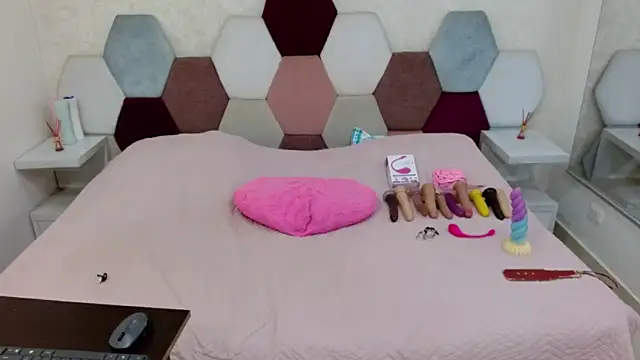 angel blue online show from January 16, 4:22 pm