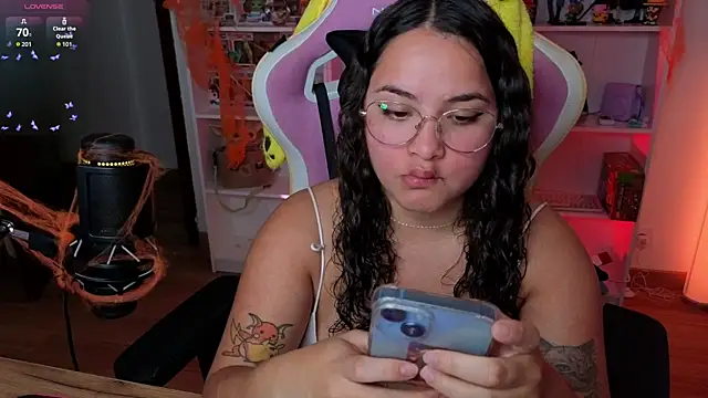 Sweet sully   online show from October 10, 8:35 am