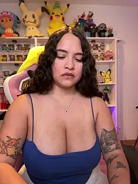 Snapshot of Sweet_sully__ chatting on April 10, 7:57 am Sweet sully online show from April 10, 7:57 am