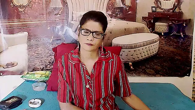 IndianAllure online show from May 19, 5:47 am
