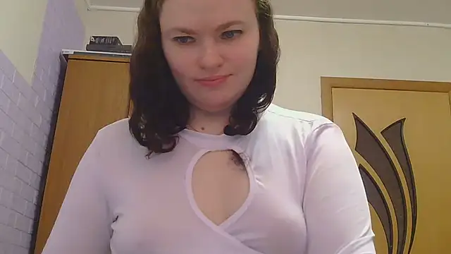 Snapshot of AliceForLoveOh chatting on March 23, 12:58 am AliceForLoveOh online show from March 23, 12:58 am