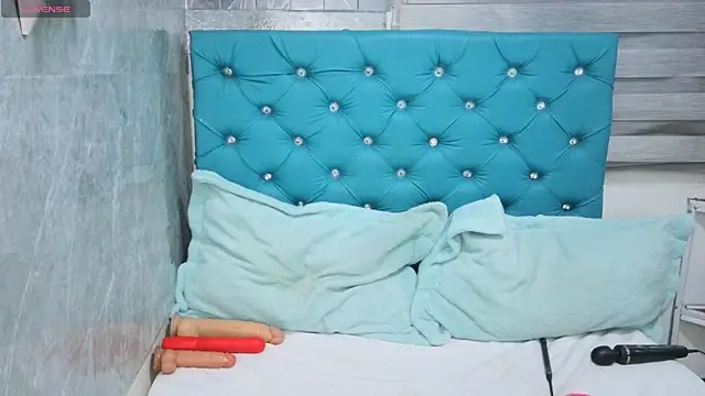 Snapshot of MAARYMOON chatting on October 25, 10:45 am MAARYMOON online show from October 25, 10:45 am