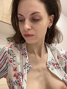 Snapshot of MissAnuta chatting on March 10, 7:29 pm MissAnuta online show from March 10, 7:29 pm