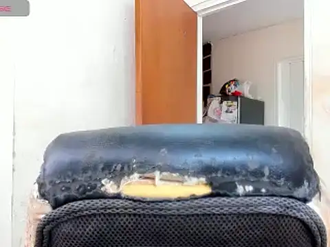 Snapshot of ebonnylatinx chatting on January 18, 7:37 pm ebonnylatinx online show from January 18, 7:37 pm