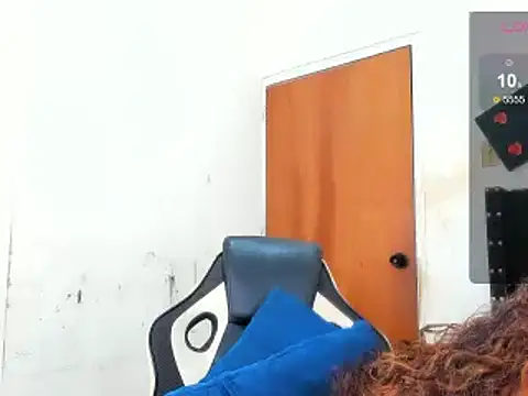 Snapshot of ebonnylatinx chatting on February 8, 4:57 pm ebonnylatinx online show from February 8, 4:57 pm