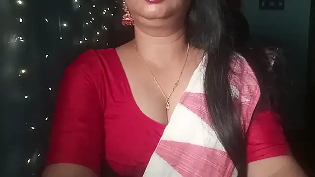 Snapshot of YourModhu chatting on July 9, 8:51 am YourModhu online show from July 9, 8:51 am