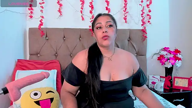 SexxyPamela online show from February 7, 7:49 pm