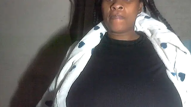 Snapshot of Choco-Coco10 chatting on September 27, 3:33 am Choco-Coco10 online show from September 27, 3:33 am