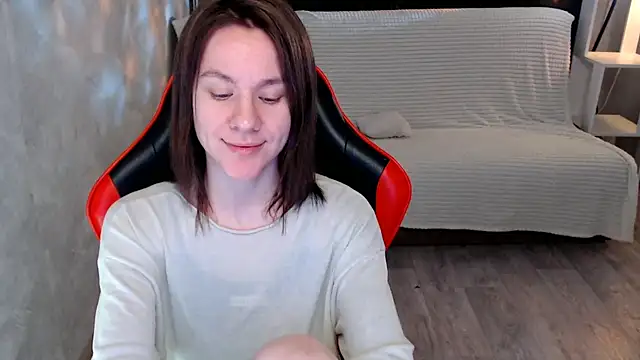 Snapshot of Mila_Jon chatting on December 4, 3:16 am Mila Jon online show from December 4, 3:16 am