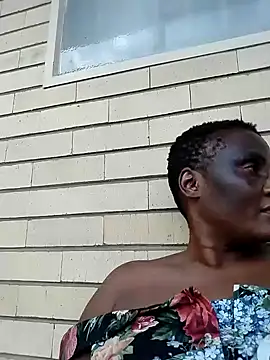 Snapshot of BigButtGodess chatting on January 4, 3:17 pm BigButtGodess online show from January 4, 3:17 pm