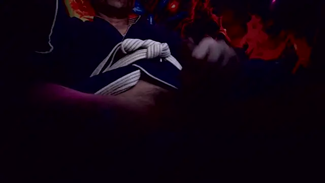 Snapshot of vantilt chatting on February 17, 8:26 pm vantilt online show from February 17, 8:26 pm