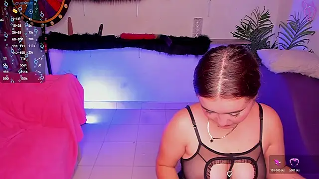 Shyfantasies online show from February 12, 3:34 am