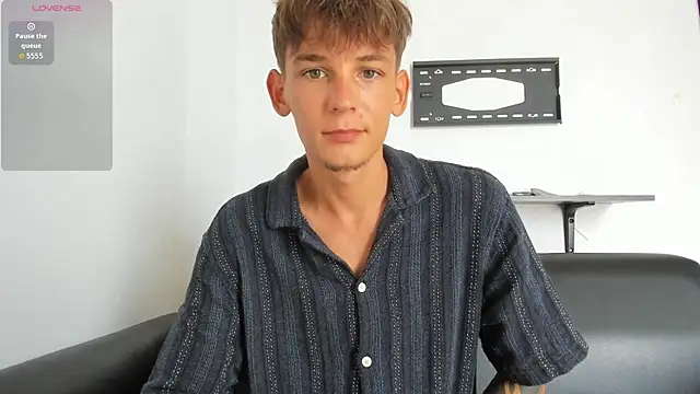 MiracleCam online show from March 21, 2:05 am