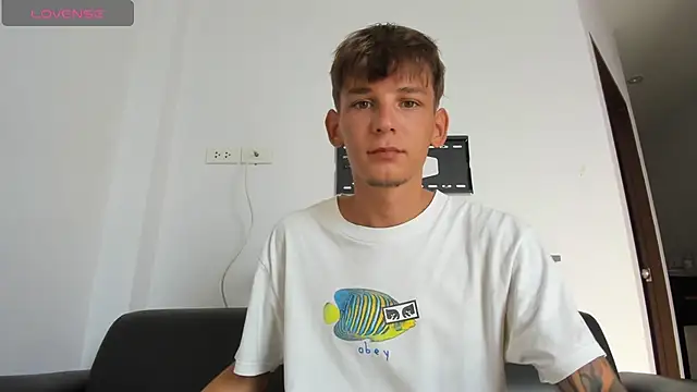 MiracleCam online show from March 26, 1:22 am