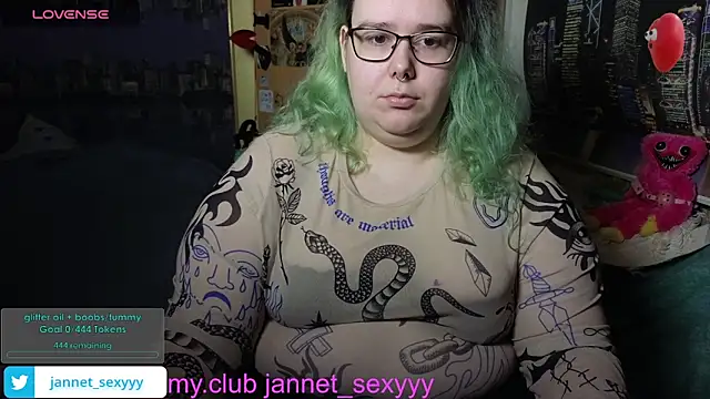 Snapshot of JannetPie chatting on February 28, 11:28 pm JannetPie online show from February 28, 11:28 pm