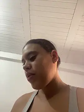AlondraDiossa03 online show from May 1, 4:33 pm
