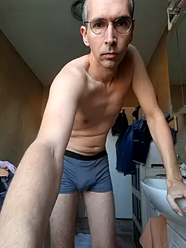 Geiler-boy313 online show from March 18, 6:49 am