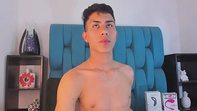 AlanNaughty online show from December 31, 10:56 pm