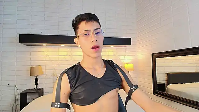 AlanNaughty online show from January 7, 9:46 pm