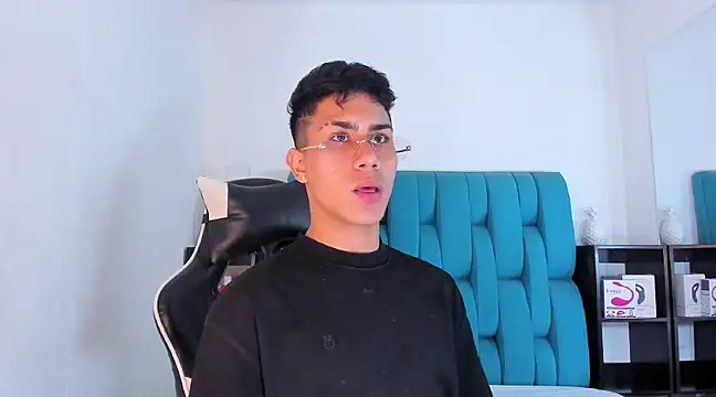 AlanNaughty online show from March 13, 10:32 pm