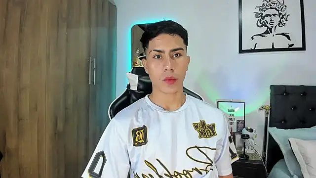 AlanNaughty online show from March 4, 11:44 pm