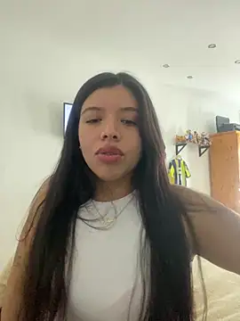 Snapshot of DulceAngelica chatting on March 24, 2:27 am DulceAngelica online show from March 24, 2:27 am