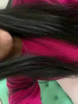 Snapshot of DulceAngelica chatting on June 23, 1:36 am DulceAngelica online show from June 23, 1:36 am