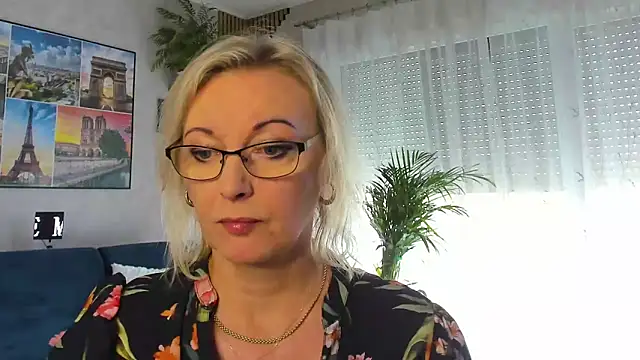 Snapshot of vanessa_chat chatting on May 21, 1:18 pm vanessa chat online show from May 21, 1:18 pm