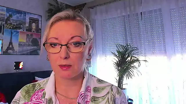 Snapshot of vanessa_chat chatting on May 25, 1:17 pm vanessa chat online show from May 25, 1:17 pm