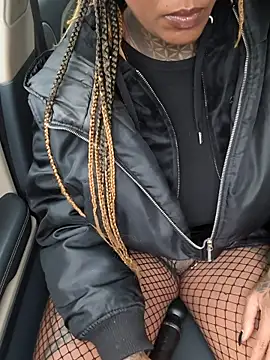 DarkDea online show from November 17, 2:12 pm