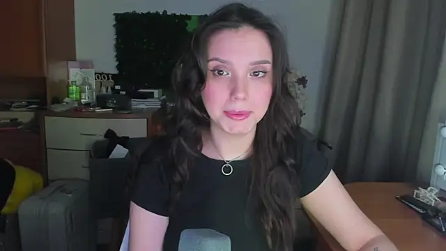 DoraCharmer online show from July 11, 6:54 pm