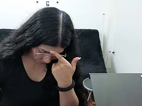 Snapshot of sweety_funny chatting on March 11, 6:47 pm sweety funny online show from March 11, 6:47 pm