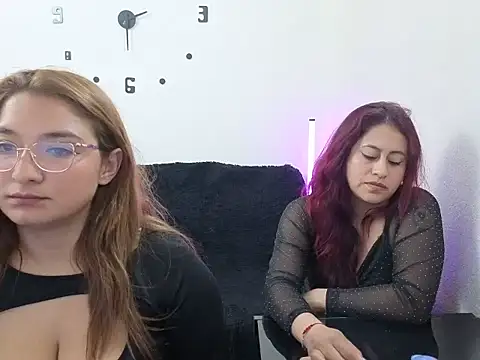 Snapshot of sweety_funny chatting on April 7, 12:11 am sweety funny online show from April 7, 12:11 am